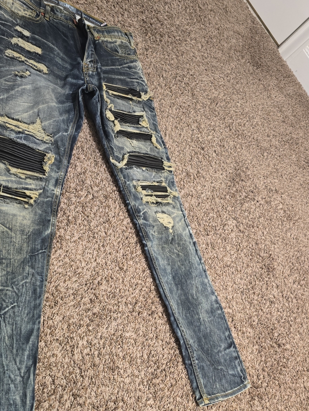 Jordan Craig Men’s Distressed Skinny Blue Wash Jeans